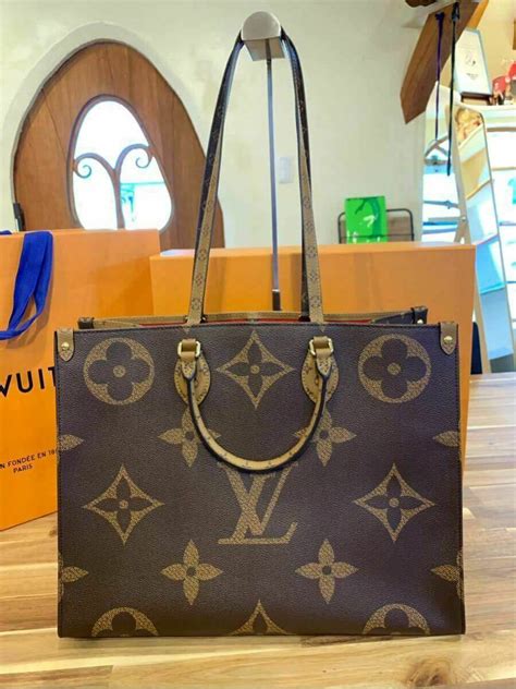 lv on the go tote|lv on the go price.